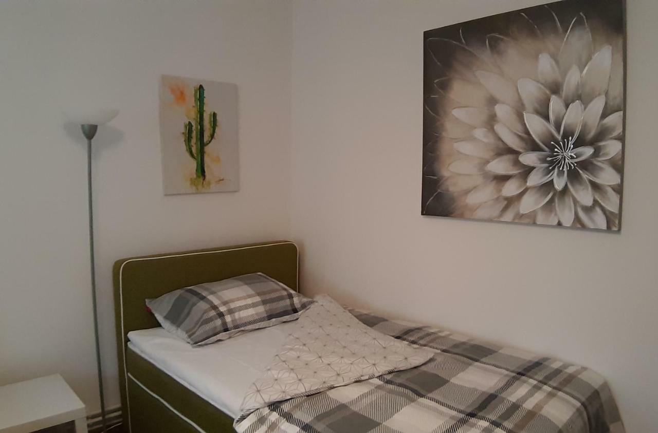 Apartman Pozeg Appartement Zagreb Buitenkant foto
